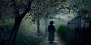 离别愁恨柔肠寸断究竟出自哪首歌？