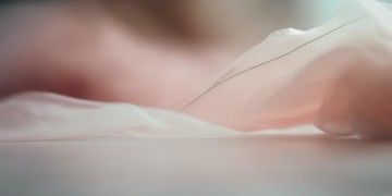 放弃我想爱的人出自哪首歌？